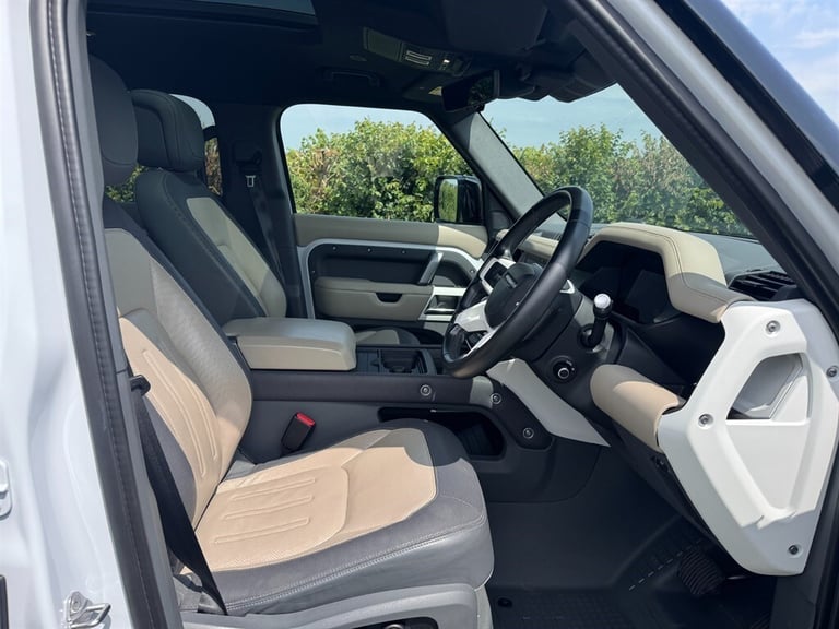 2021 Land Rover Defender 110 X-DYNAMIC HSE D300 7 SEATS WITH HAWKE CONVERSION SUV Diesel Automatic