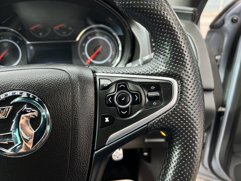 2017 Vauxhall Insignia 1.6 CDTi SRi VX Line Nav Hatchback 5dr Diesel Manual Euro 6 (s/s) (136 ps)...