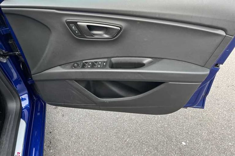 2020 SEAT Leon 1.5 TSi EVO (130 PS) FR Black Edition 5 Door Petrol Hatchback Hatchback Petrol Manual