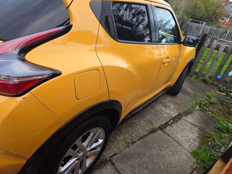 Nissan, JUKE, Hatchback, 2015, Manual, 1461 (cc), 5 doors
