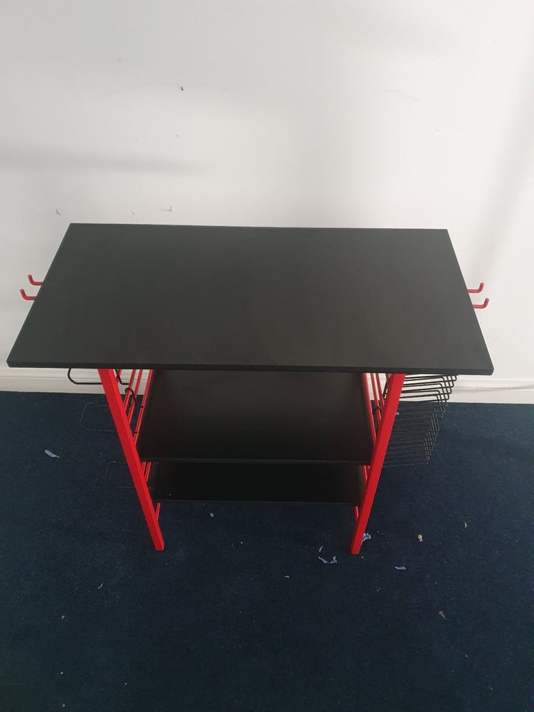 Gaming desk