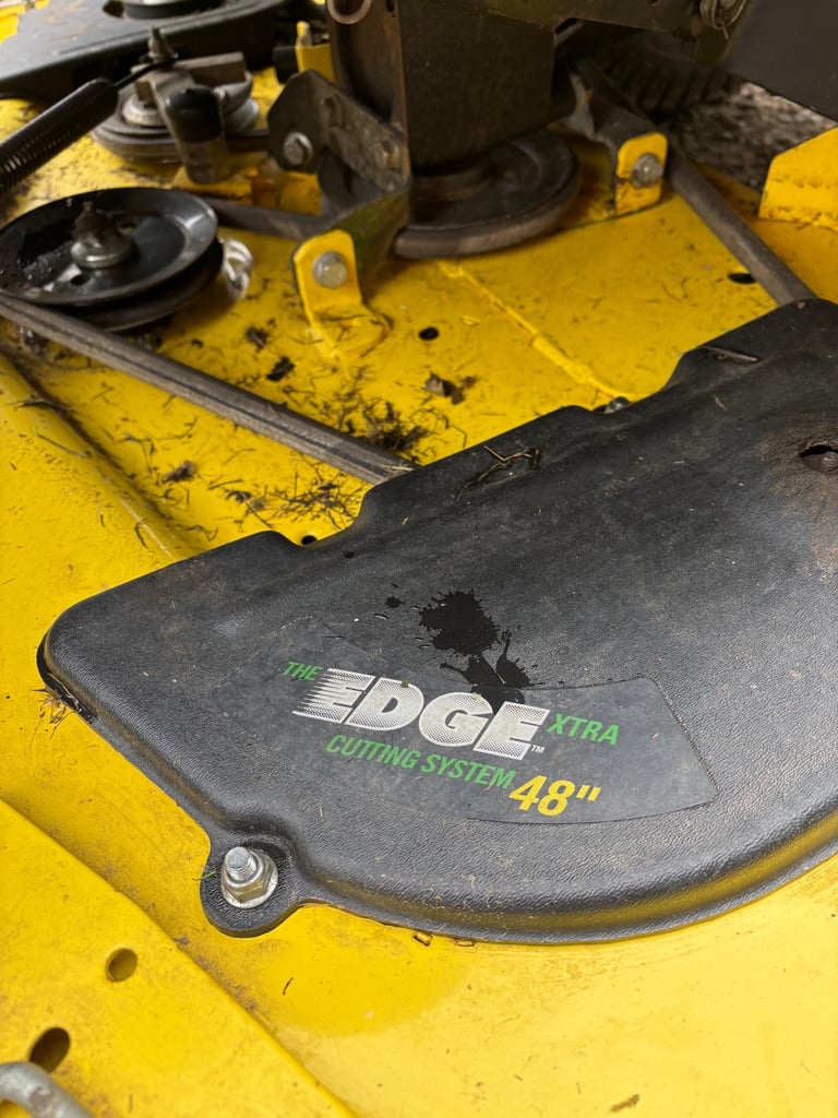 X758 John Deere ride on mower