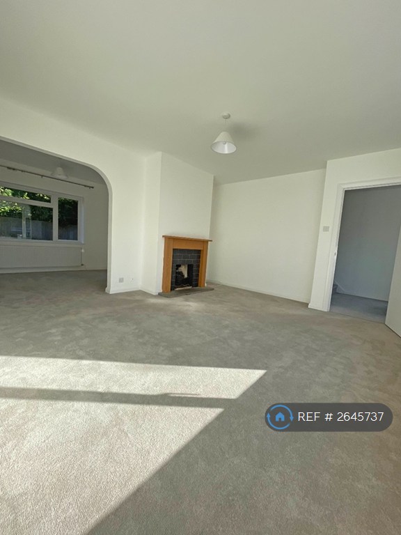 4 bedroom house in The Ridgeway, Marlow, SL7 (4 bed) (#2645737)