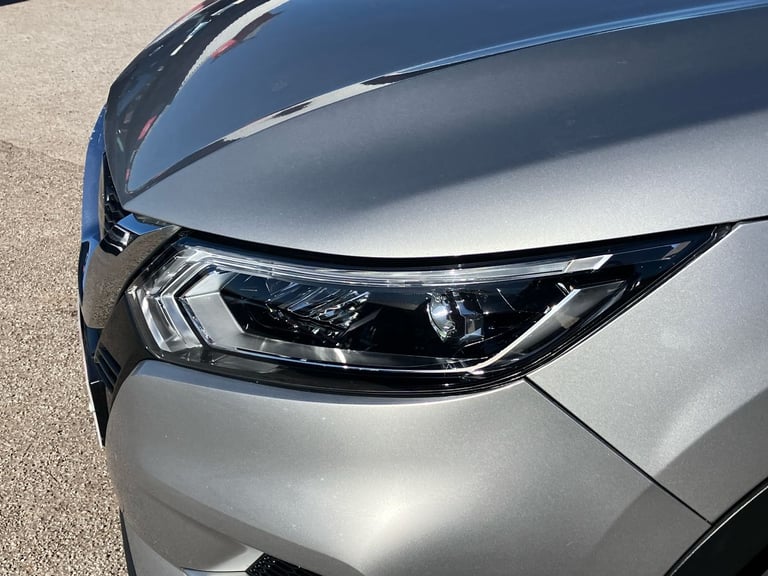 2018 Nissan Qashqai 1.2 DiG-T Tekna 5dr SUV PETROL Manual