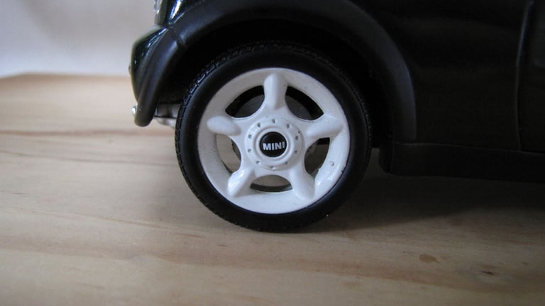 Kyosho Mini Cooper car model 1/18 scale - Diecast dark green UK numberplate