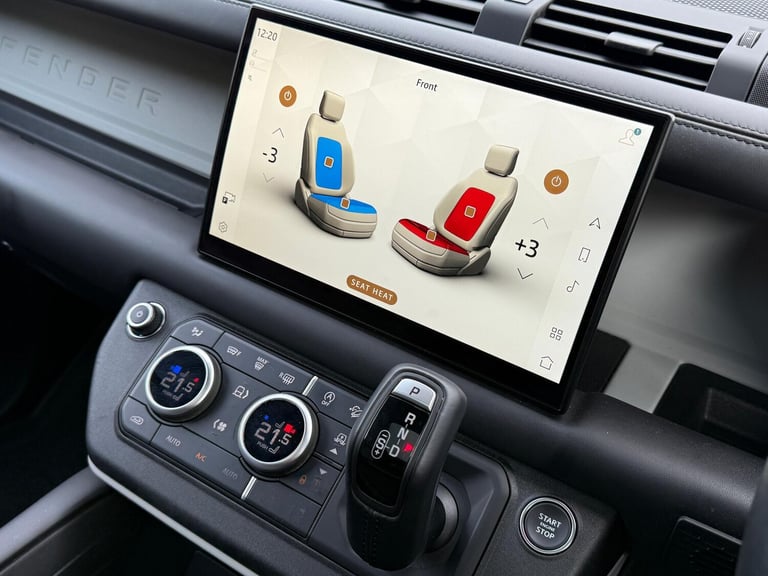 2022 Land Rover Defender 110 3.0 D300 MHEV HSE SUV 5dr Diesel Auto 4WD Euro 6 (s/s) (300 ps) ESTA...