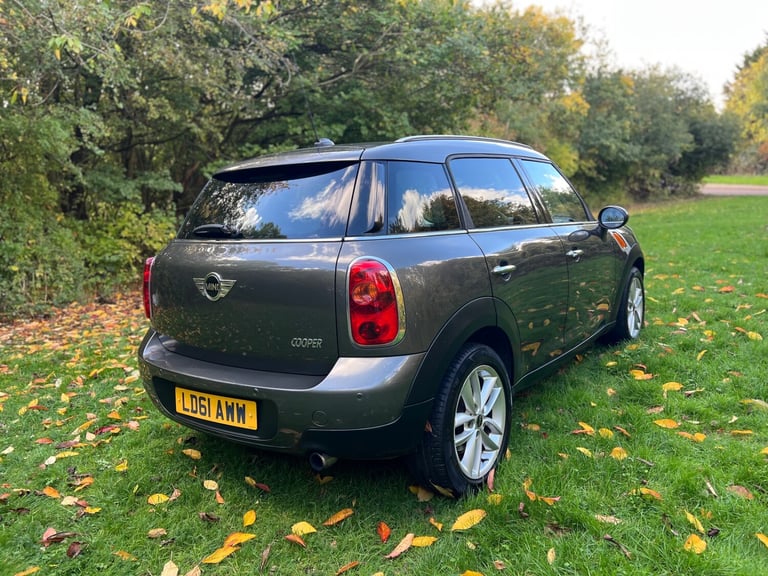 2011 MINI Countryman 1.6 Cooper 5dr Auto HATCHBACK Petrol Automatic