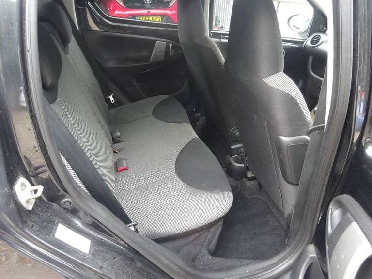 2012 Toyota AYGO 1.0 VVT-i Fire Hatchback 5dr Petrol FOR SALE WITH 12 MONTHS MOT Hatchback Petrol...