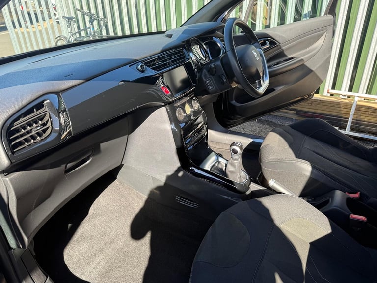 DS AUTOMOBILES DS 3 1.2 PureTech Elegance 2016