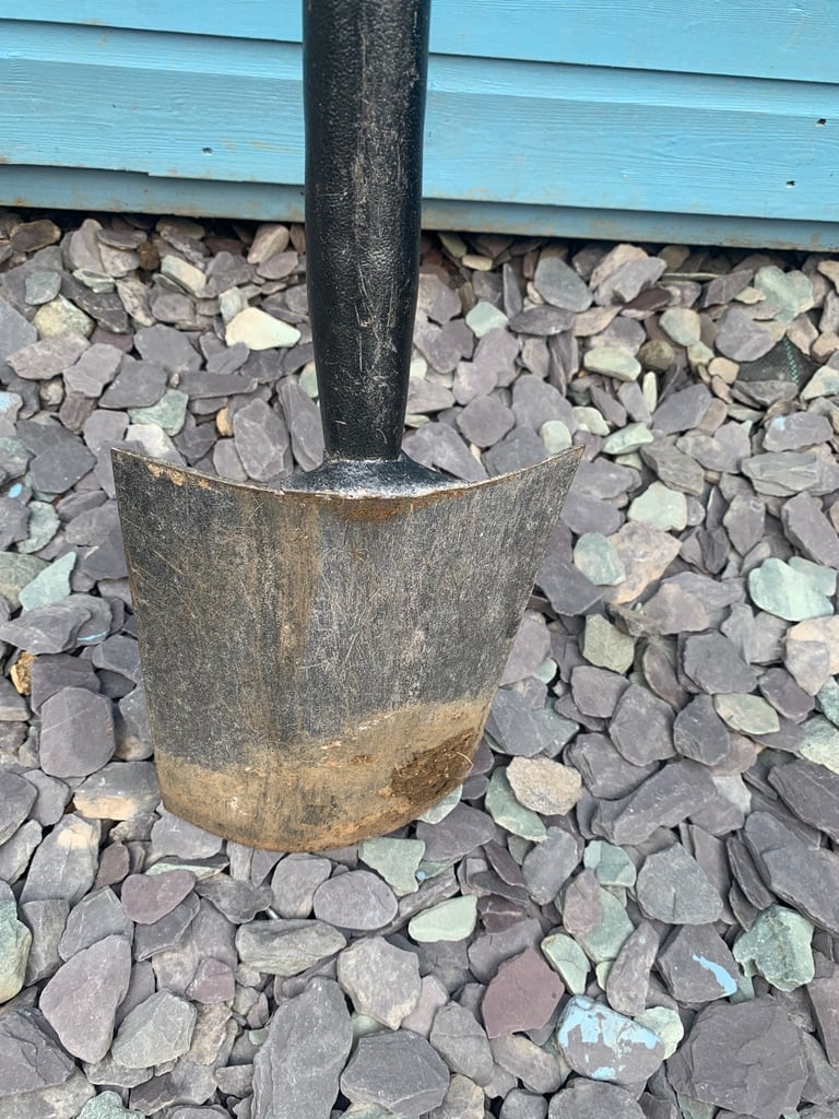 image for A heavy garden spade 