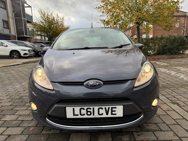 2011 Ford Fiesta 1.4 Titanium 5dr Auto HATCHBACK Petrol Automatic