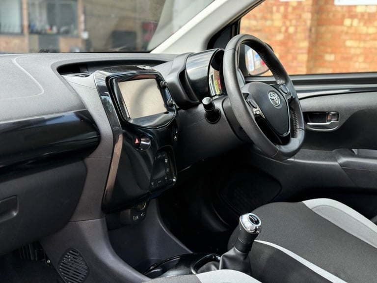 2014 Toyota Aygo 1.0 VVT-i x-clusiv Euro 5 3dr Euro 5 Petrol