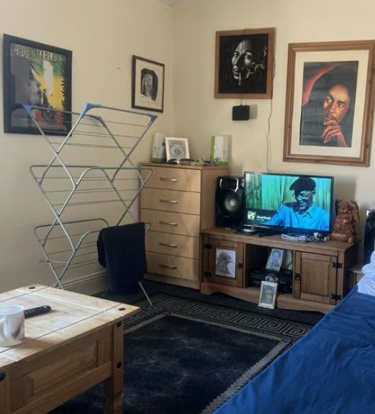 Affordable rooms with support at Melton drive. Everyone can apply. DSS are welcome