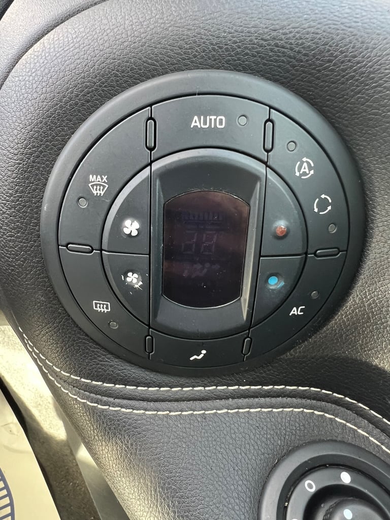 2011 Renault Grand Espace 2.0 dCi Dynamique TomTom 5dr Auto MPV Diesel Automatic