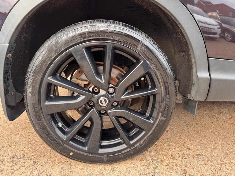 2016 Nissan Qashqai SUV (2013 - 2017) SUV Diesel Manual