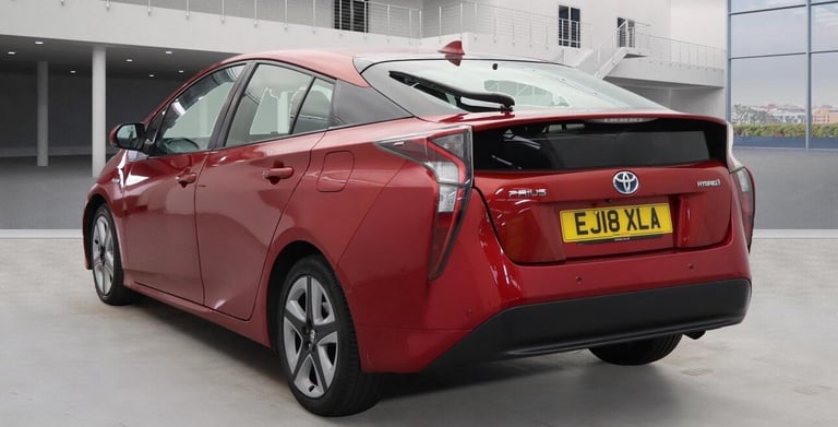 2018 Toyota Prius 1.8 VVTi Business Edition Plus 5dr CVT HATCHBACK PETROL/ELECTRIC Automatic