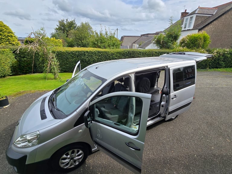 2012 Peugeot Expert Tepee 1.6 HDi L2 Comfort = Wheelchair Accessible Vehicle / Wav MPV Diesel Manual