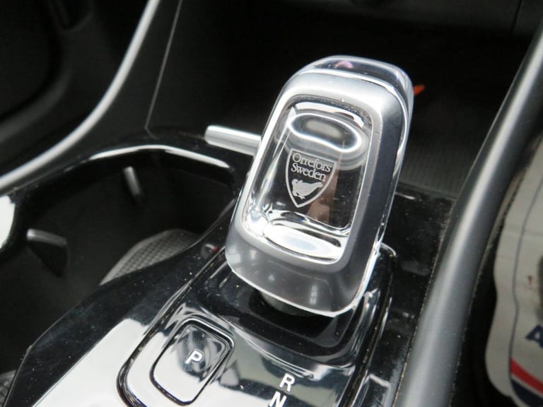 2020 Volvo XC40 2.0 D4 Inscription SUV 5dr Diesel Auto AWD Euro 6 (s/s) (190 ps) ESTATE Diesel Au...