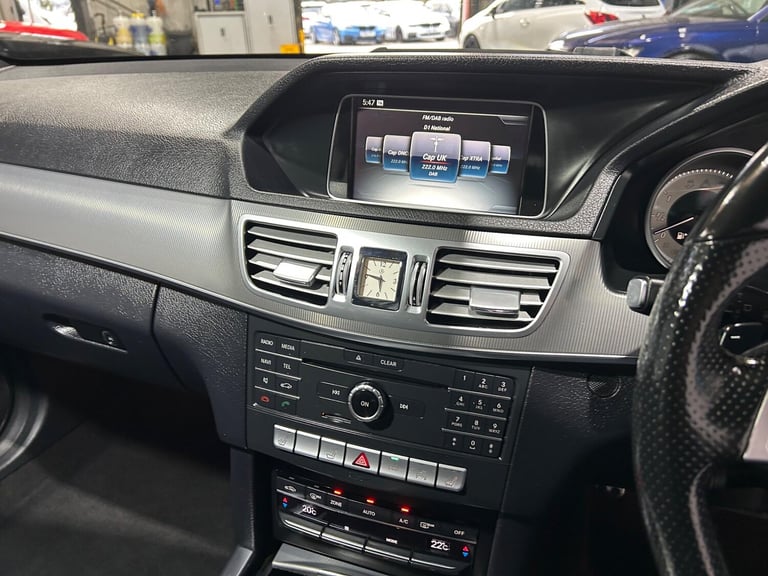 2015 Mercedes-Benz E-Class 2.1 E220 BlueTEC AMG Night Edition G-Tronic+ Euro 6 (s/s) 5dr ESTATE D...