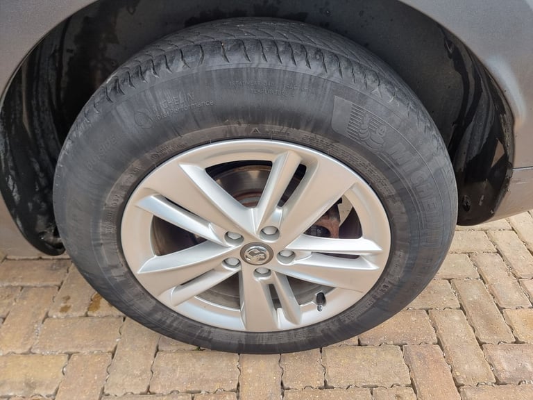 2020 Vauxhall Grandland X SE Turbo, 17,000 MILES. 5 Months MOT