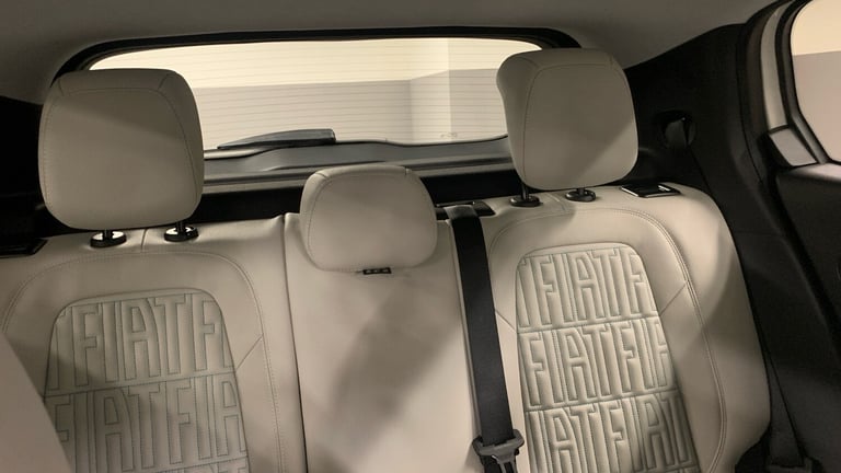 2025 Fiat 600 1.2 MHEV La Prima SUV 5dr Petrol Hybrid e-DCT Euro 6 (s/s) (100 ps) SUV Hybrid Auto...