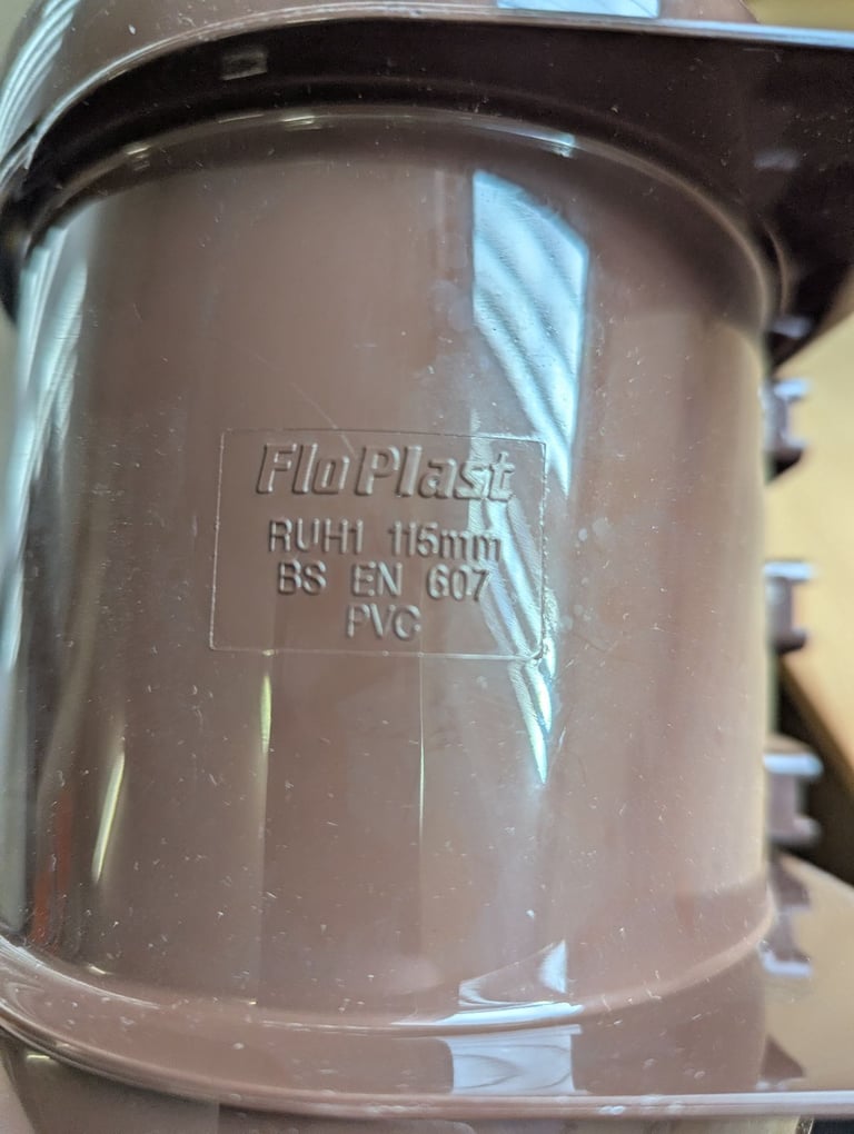 FloPlast  115mm Gutter connector x3