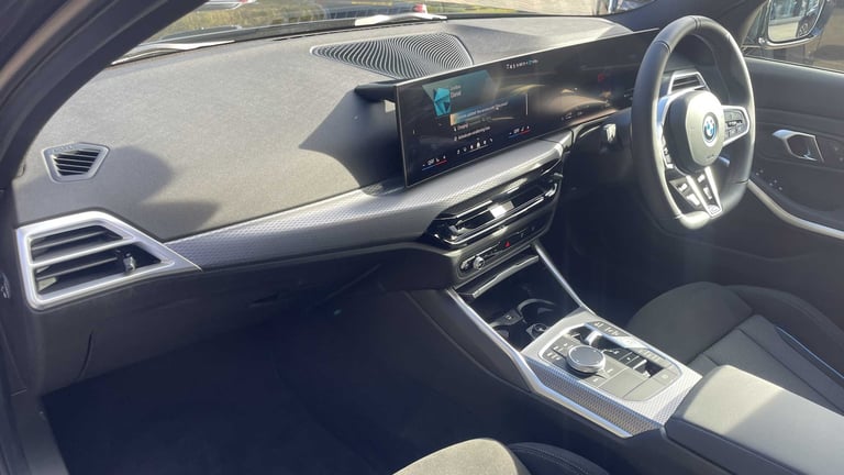 2025 BMW 3 Series 330e 22.3 kWh M Sport 4dr Step Auto Saloon Plug-In Hy Automatic