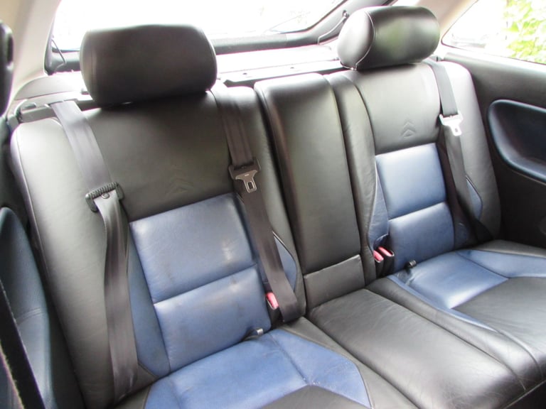 Saab 9-3 Viggen 2.3 Turbo Lightning Blue Coupe