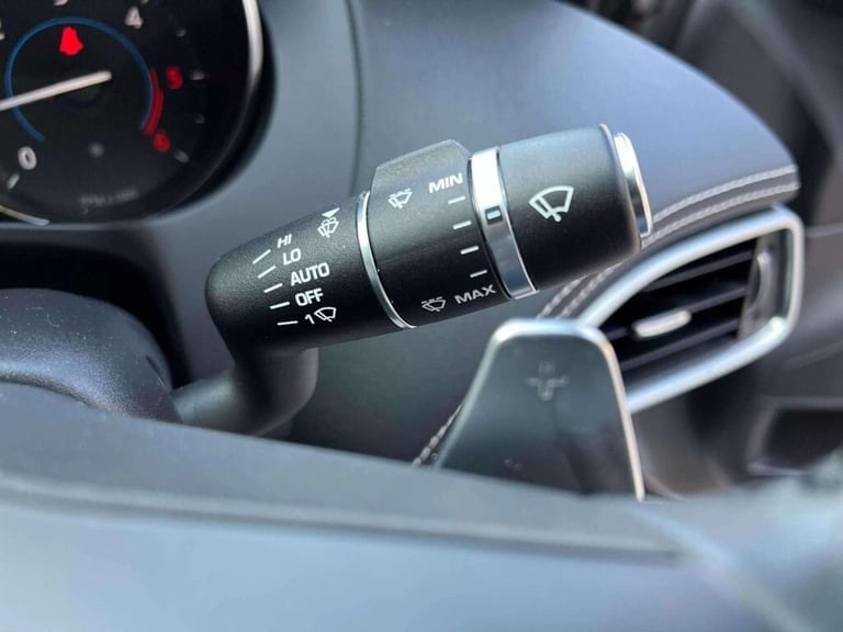 2019 Jaguar XE 2.0d R-Sport Saloon 4dr Diesel Auto Euro 6 (s/s) (180 ps) Saloon Diesel Automatic