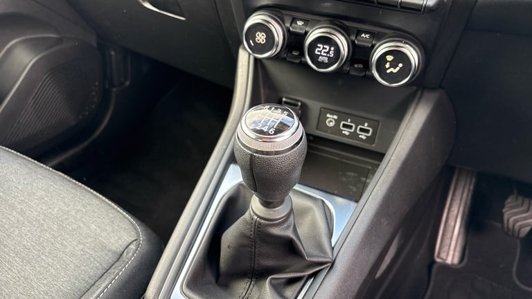 2022 Renault Captur 1.0 TCE 90 Iconic 5dr Petrol Hatchback Hatchback Petrol Manual