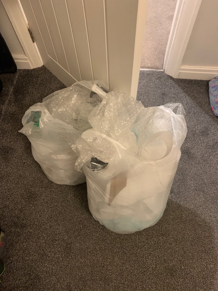 image for 2 bin bags of bubble wrap and similar packing material