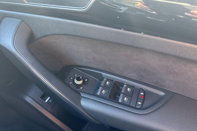 2017 Audi Q5 2.0 TDI Quattro S Line 5dr S Tronic ESTATE DIESEL Automatic