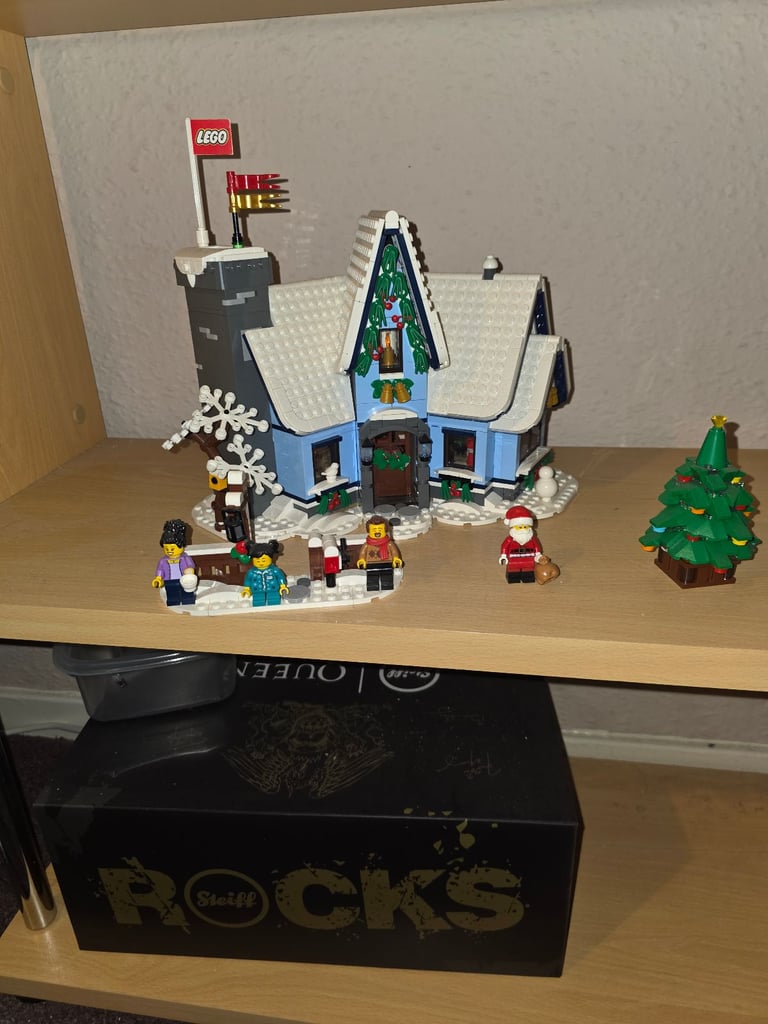 image for Lego xmas house