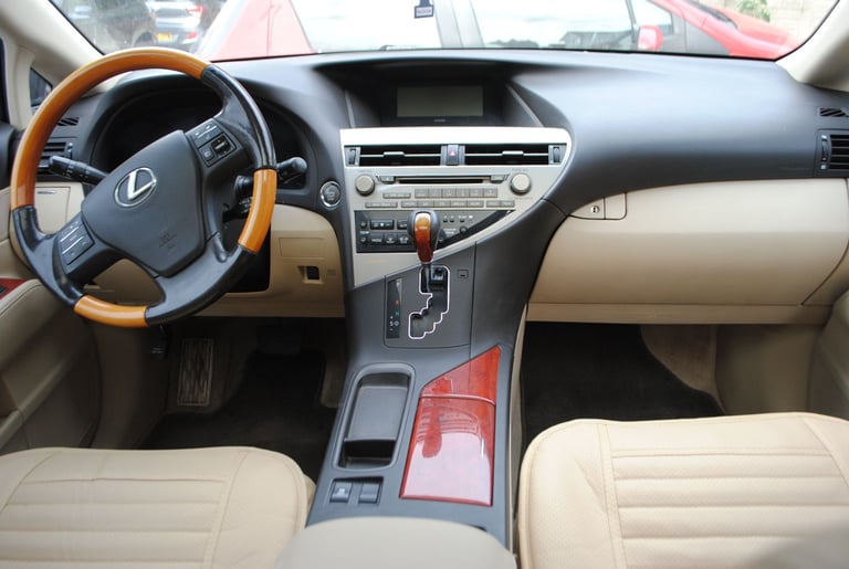 LHD/LEFT HAND DRIVE LEXUS RX ,2010,AUTOMATIC,CAMERA,PDC,LEATHER,EXCELLENT CONDITION