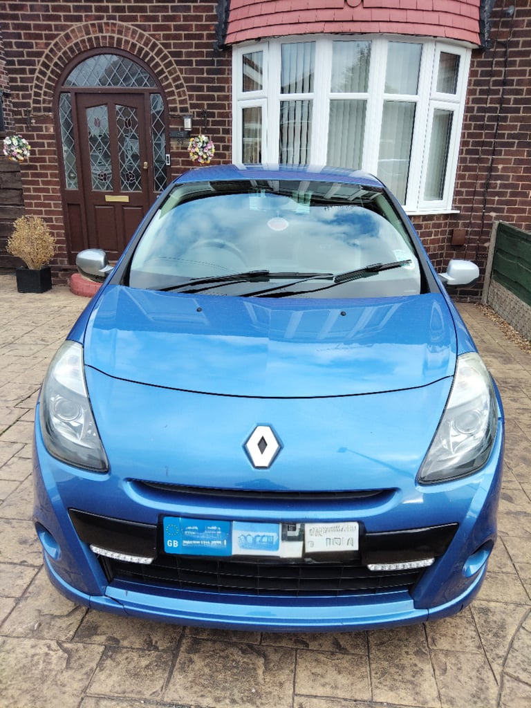 Renault, CLIO, Hatchback, 2009, Manual, 1598 (cc), 3 doors