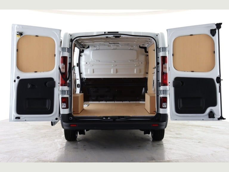 2025 Renault Trafic SL30 Blue dCi 130 Advance [Safety] PANEL VAN Diesel Manual