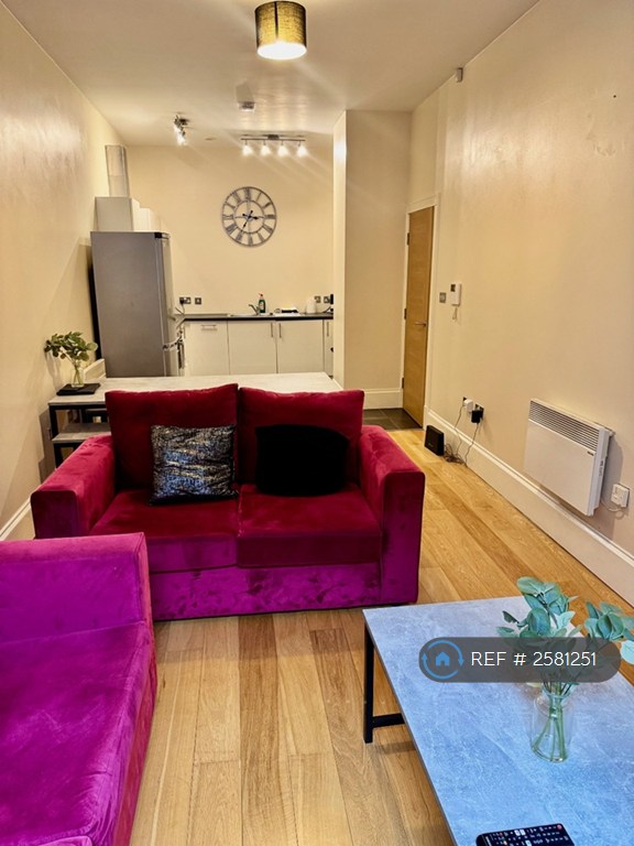 2 bedroom flat in The Posting House, Southport, PR9 (2 bed) (#2581251)