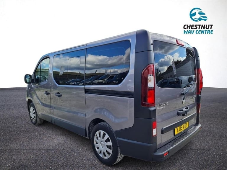 Renault Trafic WAV Wheelchair Access 5 Seats SWB L1H1 22K Flat Floor 2019 No VAT
