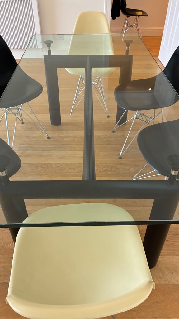 Le Corbusier style LC6 glass top dining table and chairs 