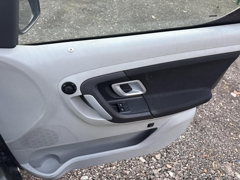 2007 Skoda Roomster 1.9 TDI Pure Drive 2 MPV 5dr Diesel Manual (139 g/km, 105 bhp) MPV Diesel Manual