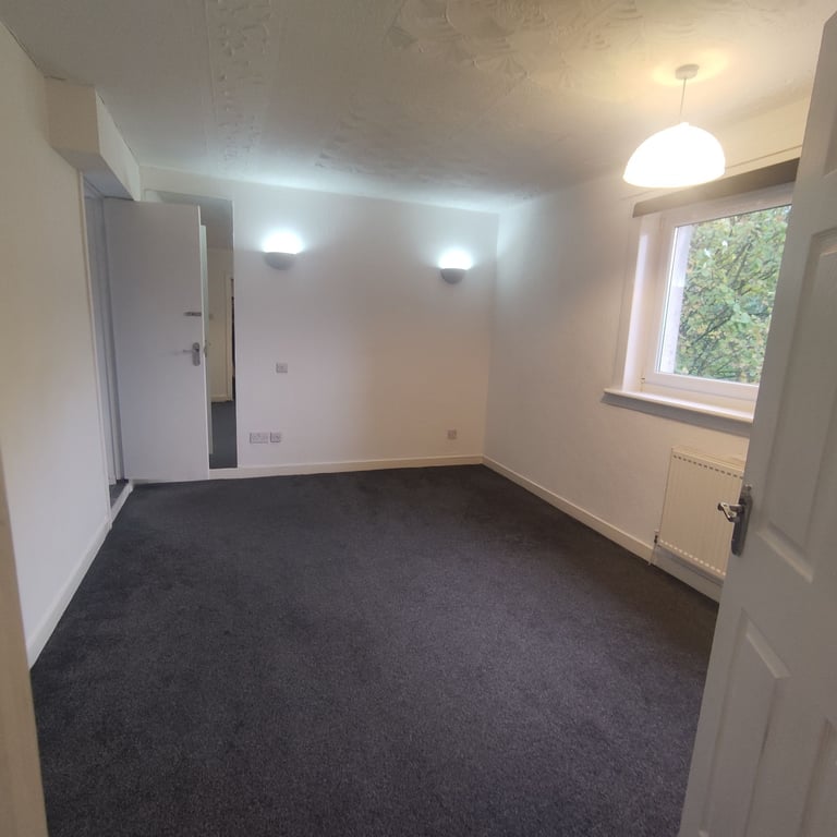 Fantastic 3 bedroom flat for long term tenants 