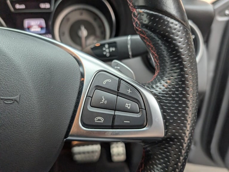  Mercedes-Benz A-Class 2.1 GLA220d AMG Line (Premium) SUV 5dr Diesel 7G-DCT 4MATIC Euro 6 (s/s) (...