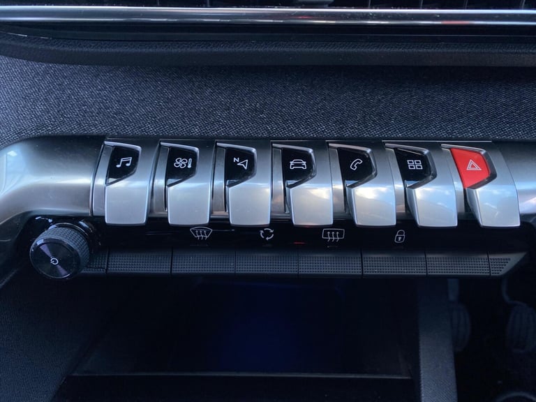 2020 Peugeot 3008 1.5 BlueHDi Allure Euro 6 (s/s) 5dr HATCHBACK Diesel Manual