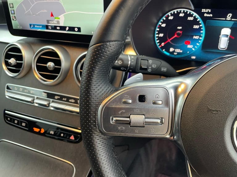 2021 Mercedes-Benz GLC 2.0 GLC300d AMG Line (Premium Plus) SUV 5dr Diesel G-Tronic+ 4MATIC Euro 6...