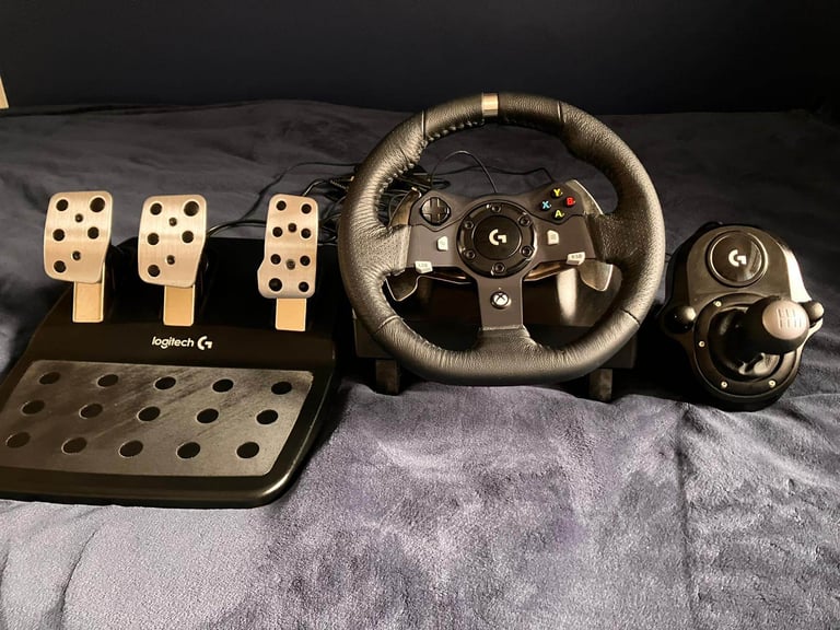 Logitech G920 Steering Wheel , Pedals & Shifter | Xbox Series X/S, One & PC