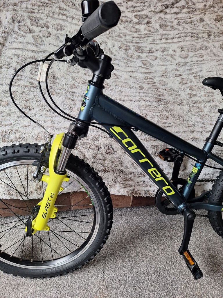 Carrera Blast junior mountain 20 inch wheels 7 speed as new currently £315 in Halfords 