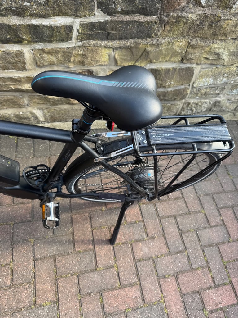 2025 Carrera Crossfire 2.0 Electric Hybrid Bike Like New