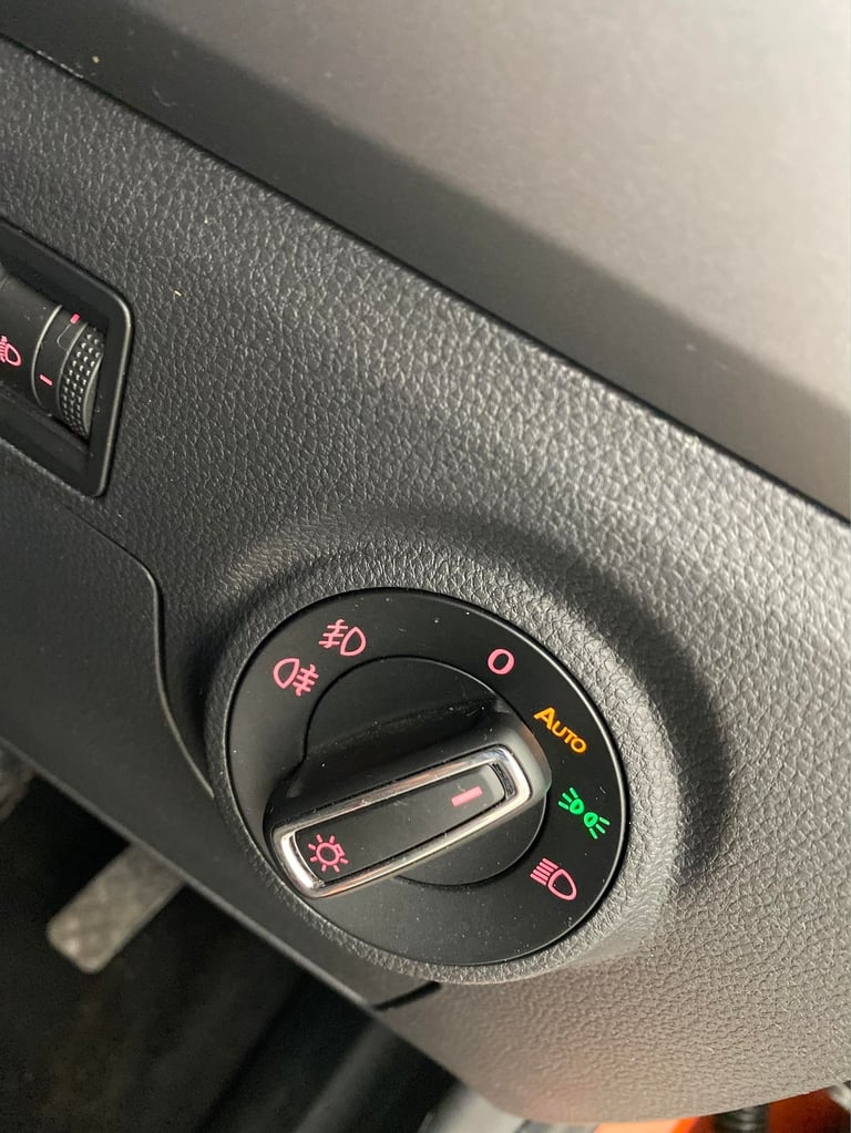 2018 SEAT Ibiza 1.0 TSI SE Technology Hatchback 5dr Petrol Manual Euro 6 (s/s) (95 ps) - US Hatch...
