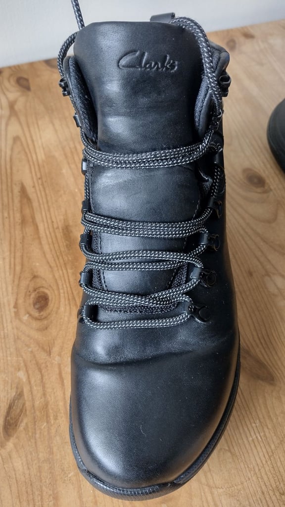 Clarks womens' TRI PATH DAY 2 GTX black leather boots,  SIZE UK 5 (38) - RRP £135.