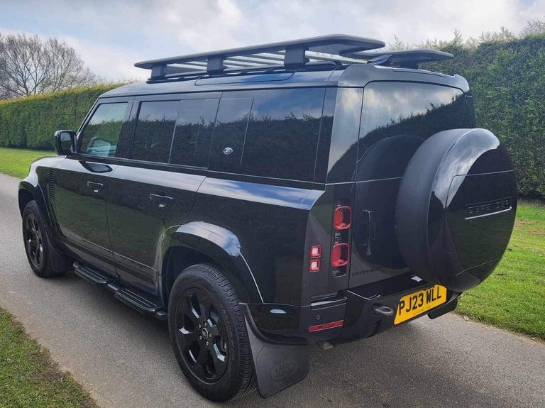 2023 Land Rover Defender 3.0 D300 X-Dynamic HSE 110 5dr Auto Estate Diesel Automatic